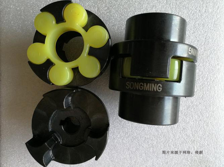 日本橡膠套進口報關(guān)資料到上海外高橋設(shè)備配件案例