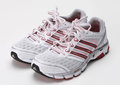 上海阿迪達(dá)斯進(jìn)口報關(guān)資料_一般貿(mào)易進(jìn)口品牌鞋子