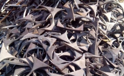 我們來(lái)談?wù)勗偕撹F材料進(jìn)口報(bào)關(guān)代理相關(guān)事宜