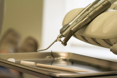 上海醫(yī)療耗材進口報關(guān)公司：醫(yī)療器械清關(guān)資質(zhì)